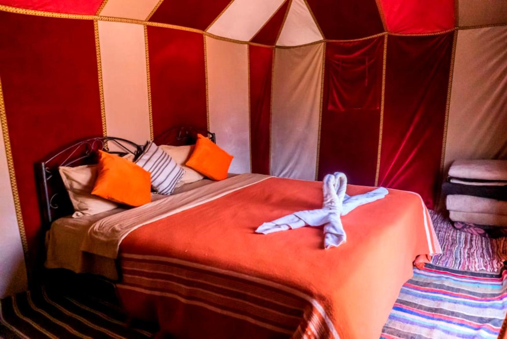 Bedouin Desert Camp メルズーガ エクステリア 写真