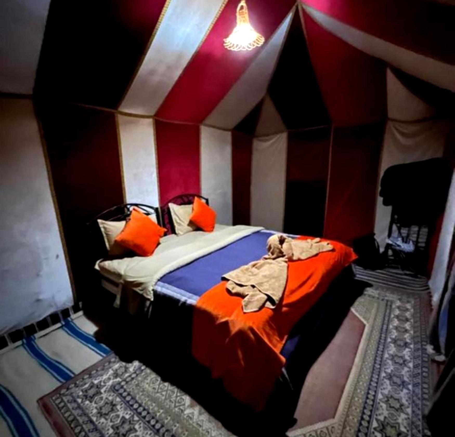 Bedouin Desert Camp メルズーガ エクステリア 写真